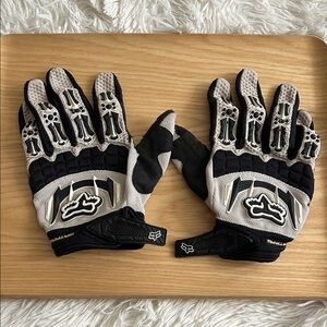 Fox Racing Black and white-Gray Gloves